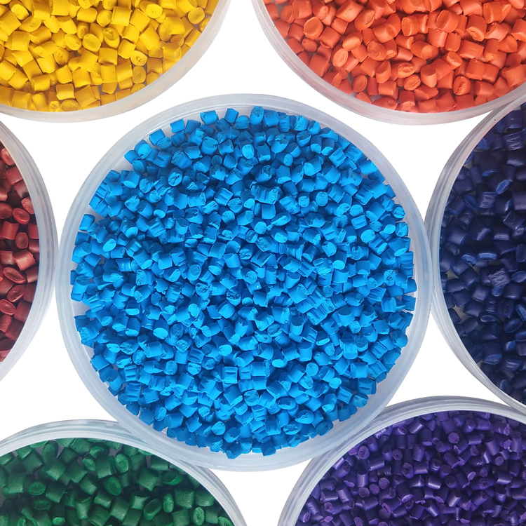 分析吹膜黑色母粒色差的三大因素？